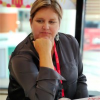Lucinda Richards