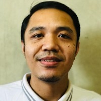 Dominic Flores