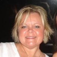 Laura Mills