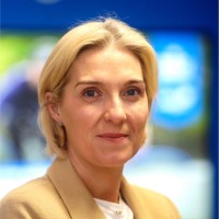 Tracey Stewart
