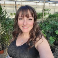 Angela Flug