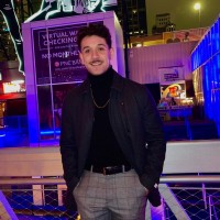 Mauricio V.
