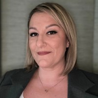 Sandra B.