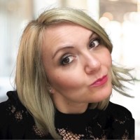 Eniko Zatureczki