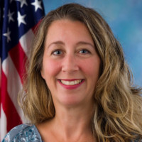 Lori Vaughn, Cica