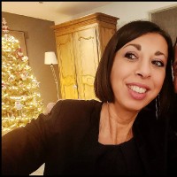 Anne Belou