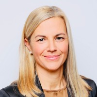 Stephanie Schröder