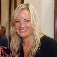Laura Aniol