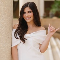 Avery Garza