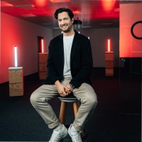 Daniel Reshamvala