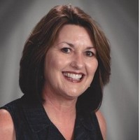 Dee Bond
