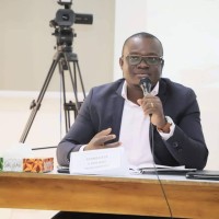 Docteur N'Guessan Gérard, Maître De Conférences