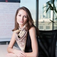 Елена Кострова