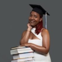 Ariella Mendoza Ozuna, Lcsw