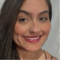 Esthefanie Oliveira