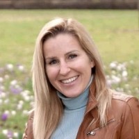 Kerry Lowe