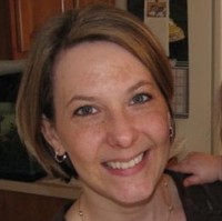 Lisa Oakjones, Rhia