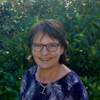 Linda Scott