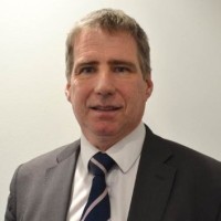 Rev Mark Hinde Miet