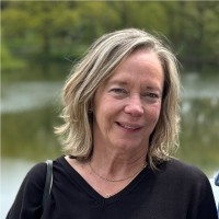 Linda Boughton