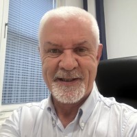 Stuart Thom