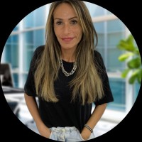 Simone Hayat