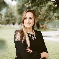 Tracey Thomas