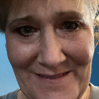 Rosemary Glaza