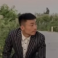 鲁彭帅
