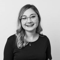 Adriana Abadi, Psy.D.