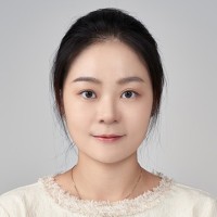 Yi W.