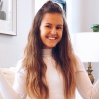 Ellie White