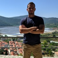 Toni Laptoš