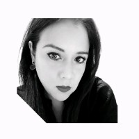 Mariana Flores