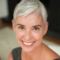 Louise Leach
