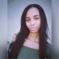 Crislaine Soares