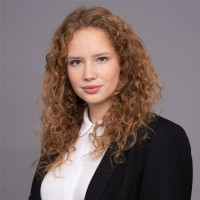 Dóra Tuscher