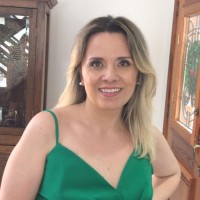 Aline Peres de Carvalho