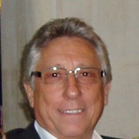 Malcolm Robertson