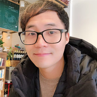Jongwoong Lee
