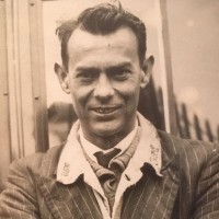Frank Houlder