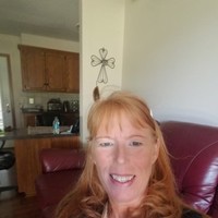 Julie Gust