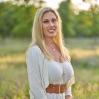 Nicole Hampton