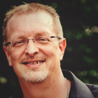 Mike-Joerg Henke