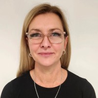 Suzanne Oliver