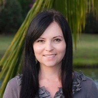 Lana Pivovar, Ma