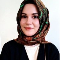 Esra Özel