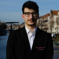 Sven S.