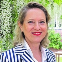 Claudia De Leeuw