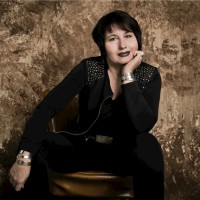 Corinne van Putten-Dergent